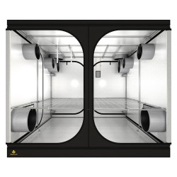 Dark Room 240 x 240 x 200...